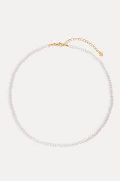 gold and pearl necklace​